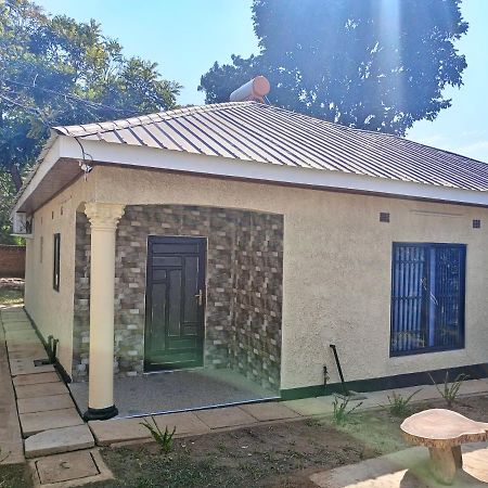Matt Bed And Breakfast Lilongwe Extérieur photo
