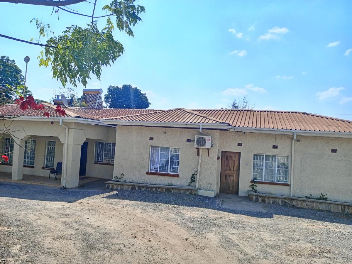 Matt Bed And Breakfast Lilongwe Extérieur photo